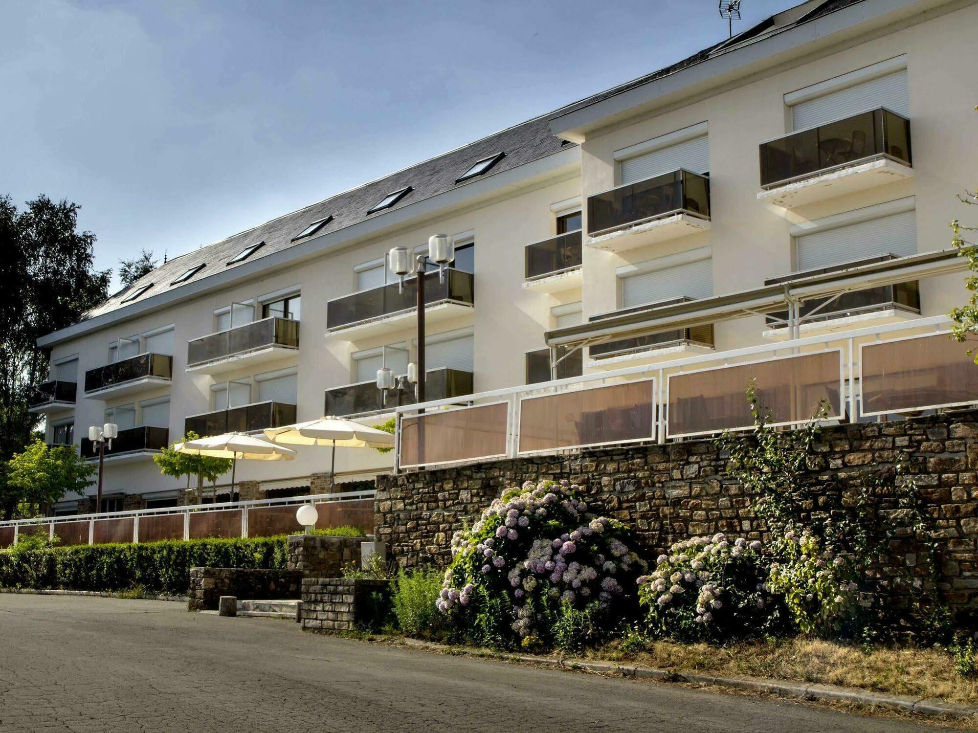 Authentic By Balladins - Rodez / Le Segala Baraqueville Exterior photo